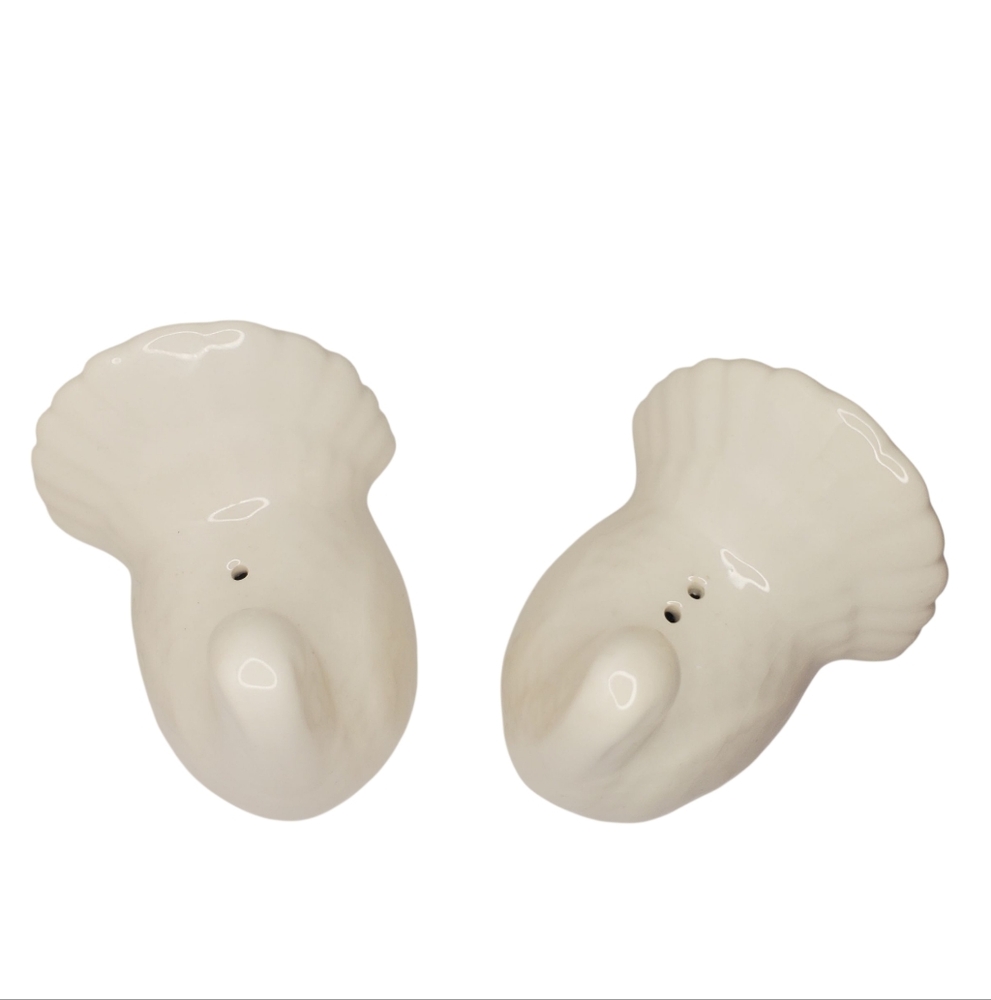 Vtg White Ceramic Turkey Salt and Pepper Shakers Fall Thanksgiving Decor READ - Picture 2 of 9